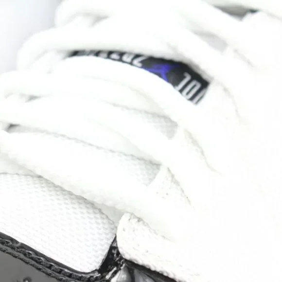 Nike 2013 Mens 12 Black White Concord Mid Air Jordan 1 Retro 95 616369-195 - Picture 8 of 12